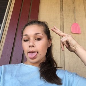 Meet your Posher, Molly